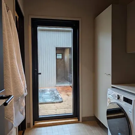 Villa Northern - With Private Jacuzzi And Sauna - Brand New - Near Airport & Santa Claus Village