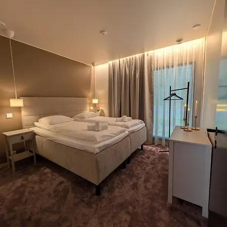 Northern - With Private Jacuzzi And Sauna - Brand New - Near Airport & Santa Claus Village Rovaniemi