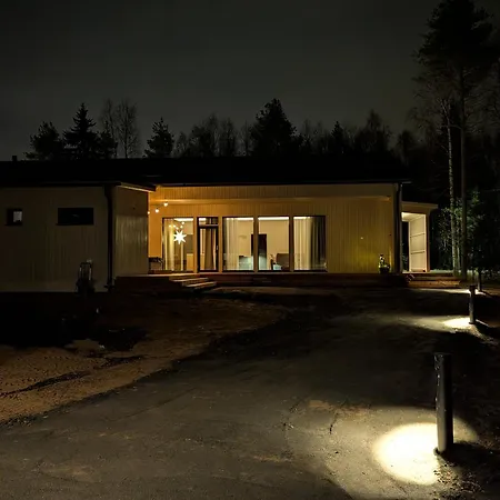 Northern - With Private Jacuzzi And Sauna - Brand New - Near Airport & Santa Claus Village Rovaniemi