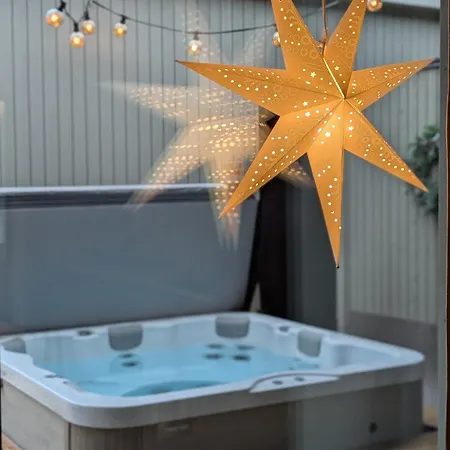Villa Northern - With Private Jacuzzi And Sauna - Brand New - Near Airport & Santa Claus Village *