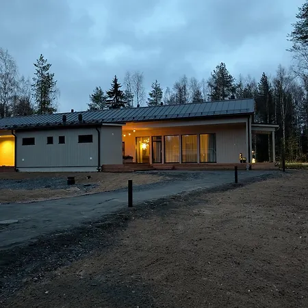 Villa Northern - With Private Jacuzzi And Sauna - Brand New - Near Airport & Santa Claus Village *